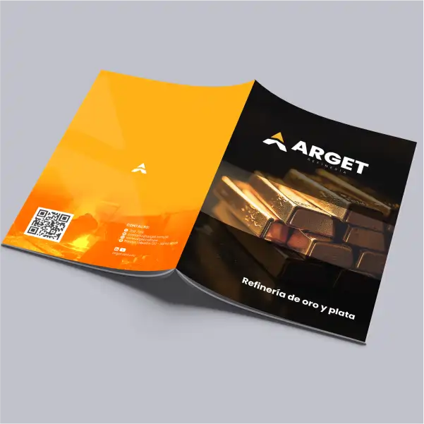 Brochure corporativo abierto con portada personalizada – Imprenta P&M